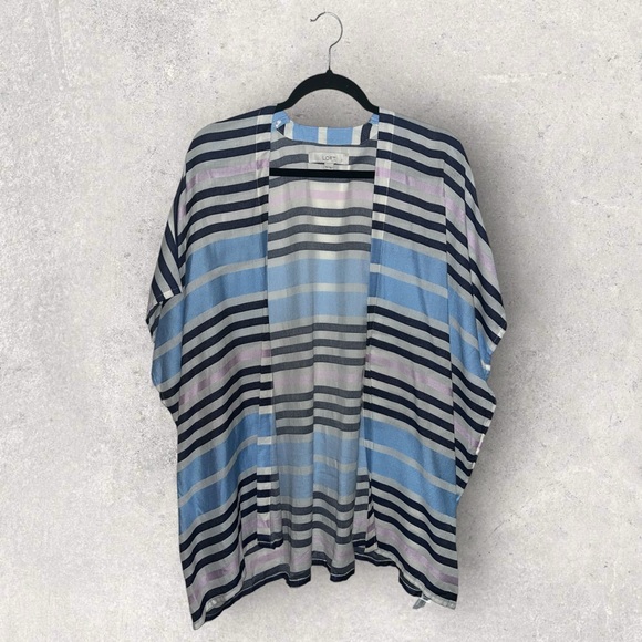[XS/Small] LOFT - P2P: 35” L: 30” | 54% Cotton 46% Rayon - Picture 1 of 1